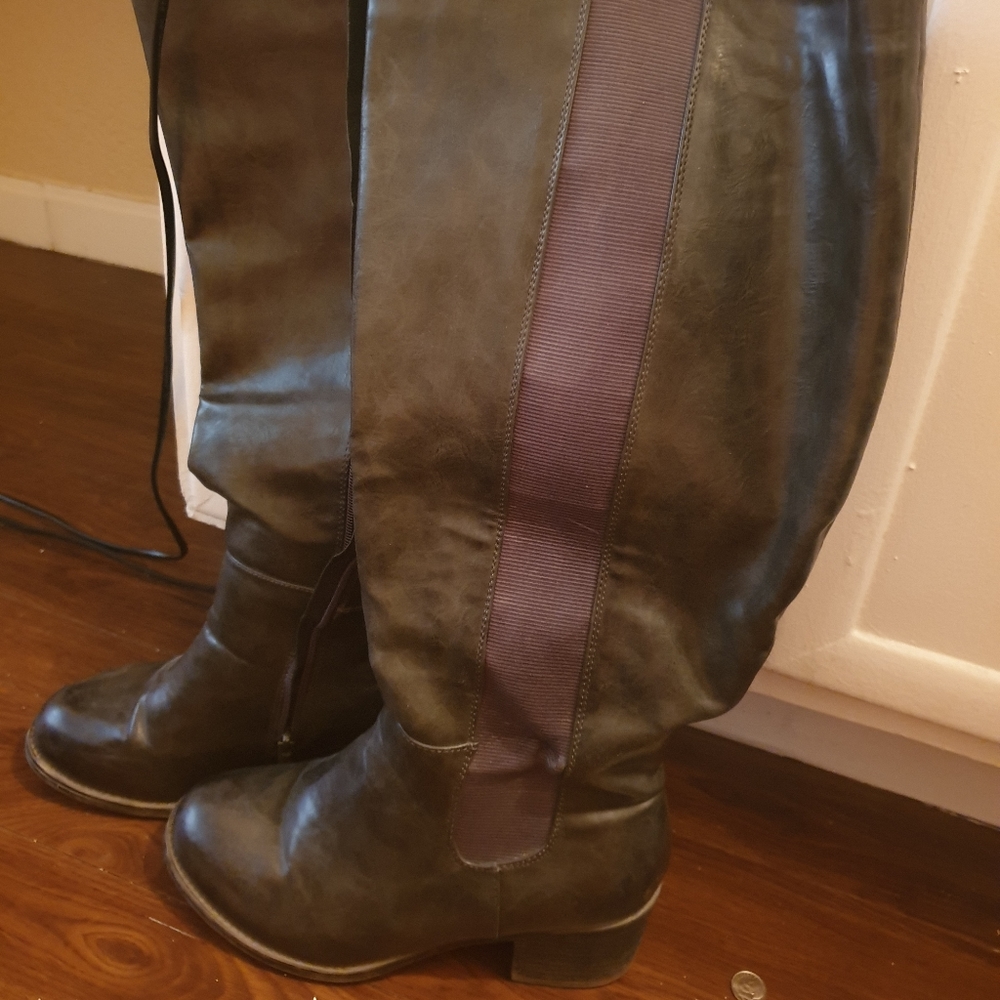 Boots 👢